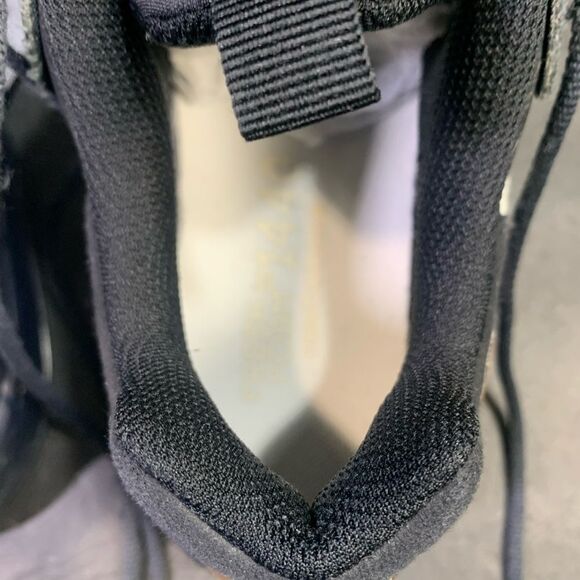 Nike Air Max 270 React Sneakers Black Gold Shoe Size 8 Womens or Youth 6.5 - Picture 8 of 11